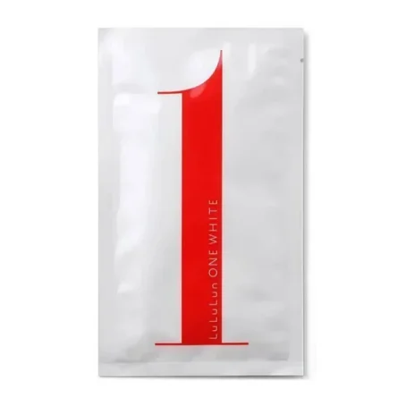 Маска для лица Lululun Premium Face Mask One White осветительная для сияния и свежести кожи, 1 шт.
